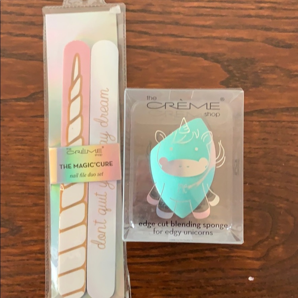 NWOT CRÈME SHOP SET